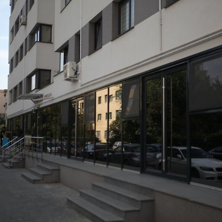 Metropolitan Iassium Luxury Suites Яш Екстериор снимка